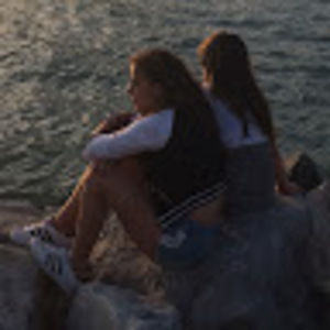 Meet your Posher, Lea